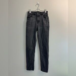 AE Stretch Mom Jean / Size 2 Long